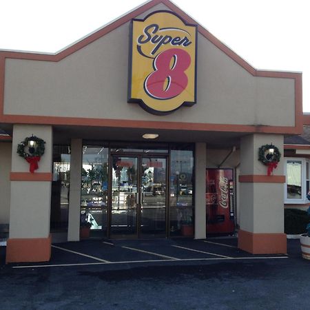 Super 8 By Wyndham Carlisle North Motell Exteriör bild